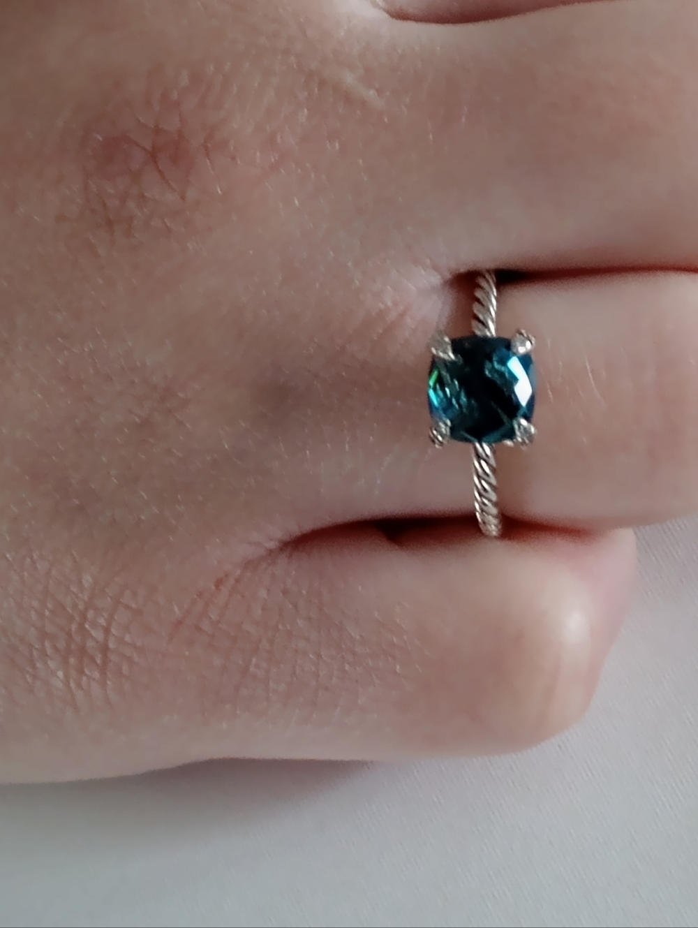 David Yurman Chantelaline with Diamonds 8 mm Ring - Picture 8 of 15